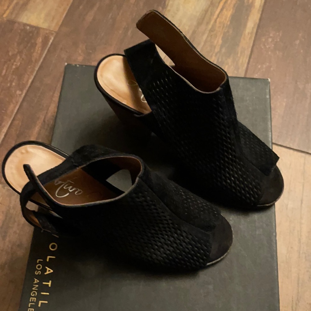 Arturo Chiang Leather Black Shoes